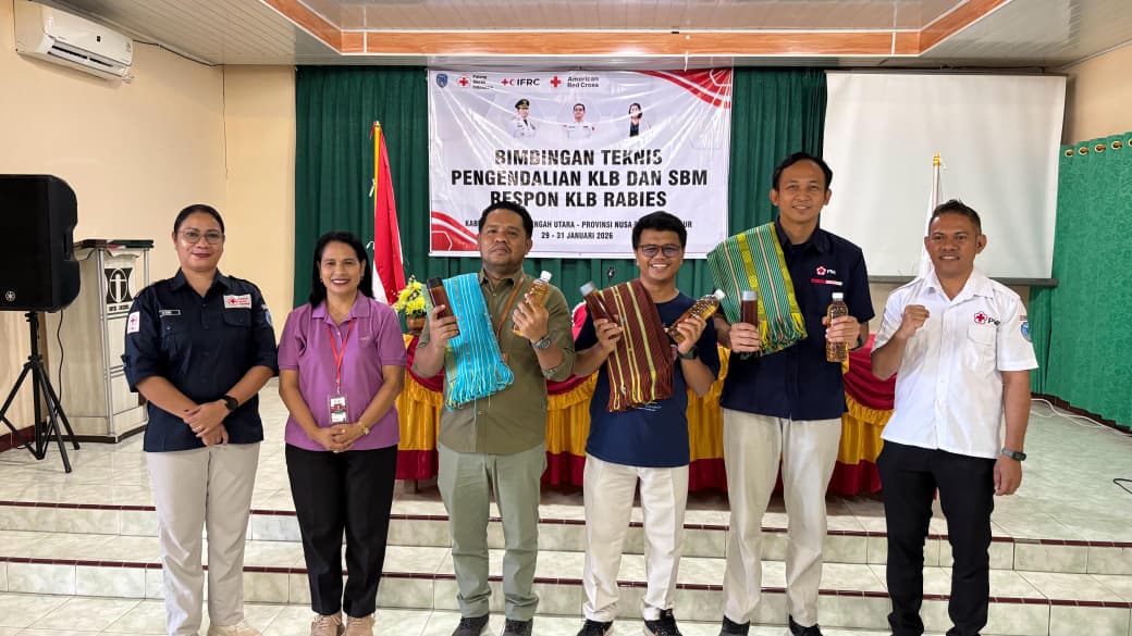 PMI TTU Tutup Bimtek KLB Rabies, Relawan Diminta Aktif Sosialisasi 