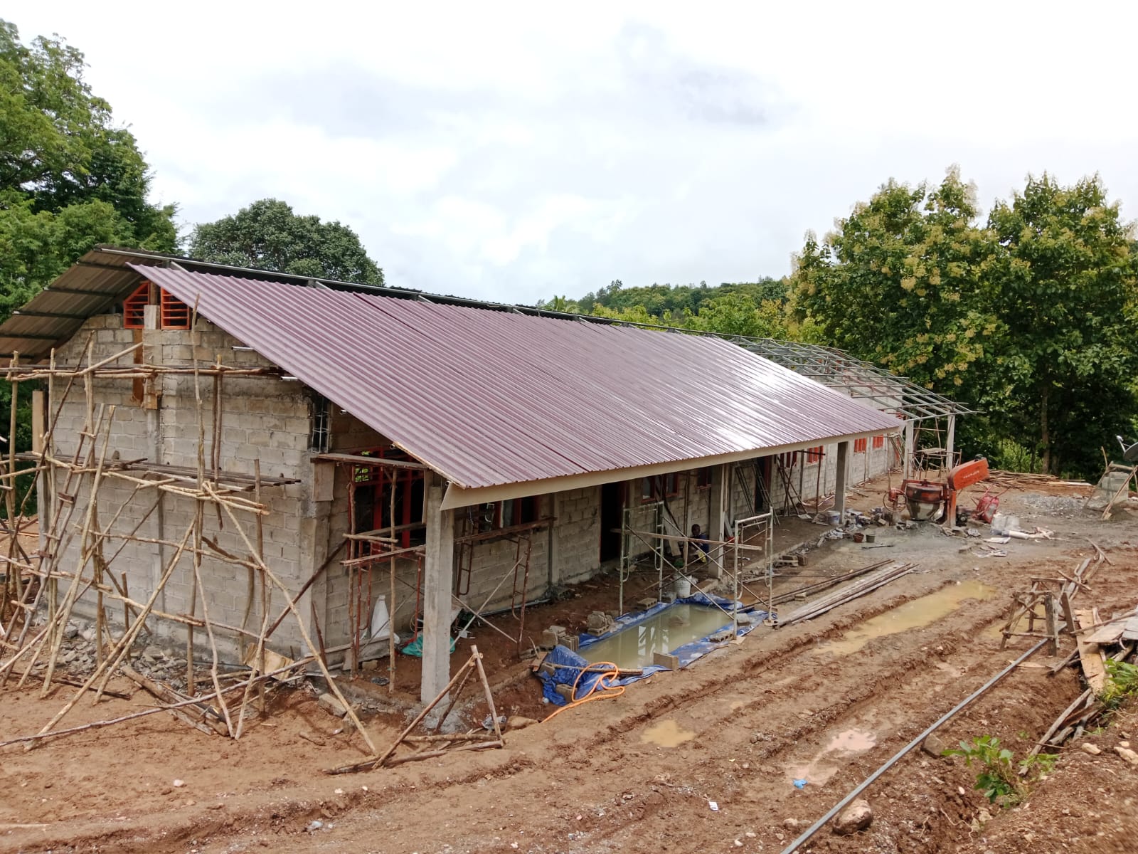 Asisten I Setda TTU Monitoring Program TMMD ke-127 di Bikomi Nilulat