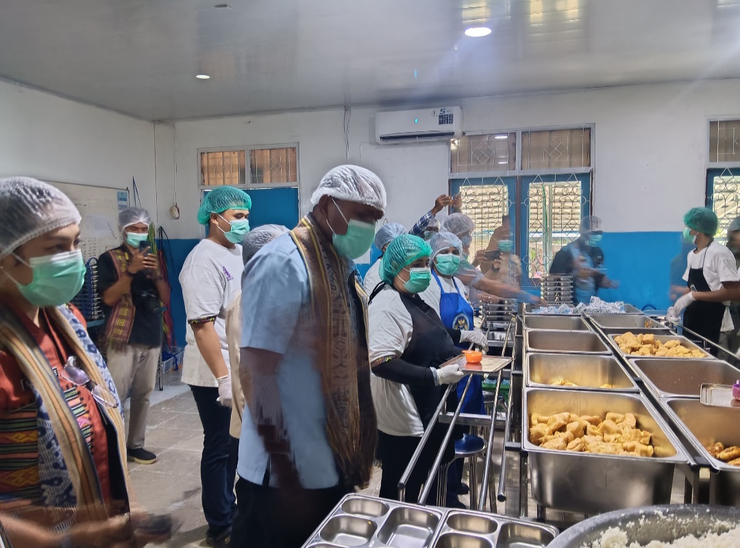 Wagub NTT Tinjau Pelaksanaan Program Makan Bergizi di SPPG Kefamenanu Selatan