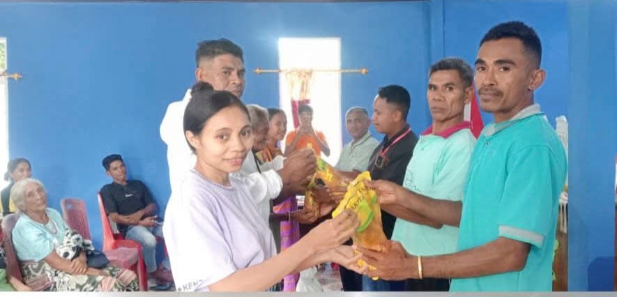 Bantuan Pangan Pemerintah Jangkau 99 KPM di Desa Oetalus