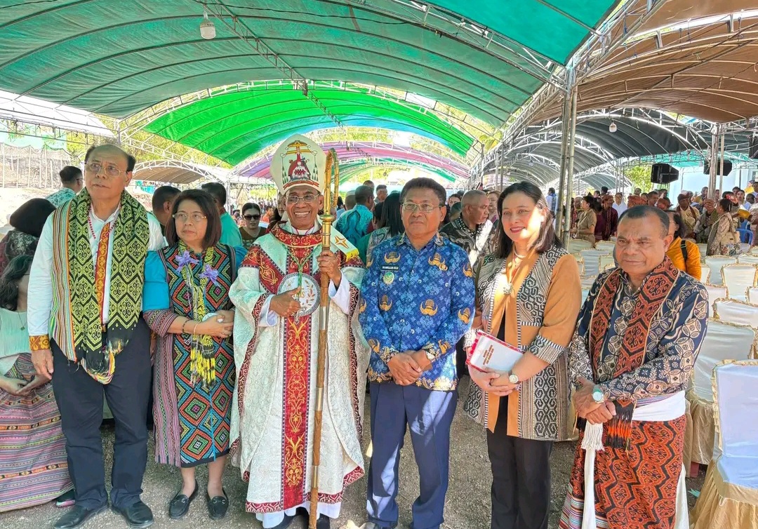 Wabup TTU Hadiri Misa Syukur 40 Tahun Imamat Romo Aloysius Kosat
